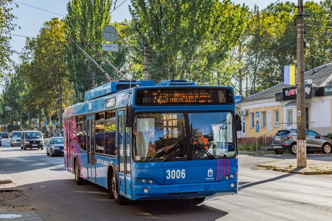 МАЗ-ЕТОн Т10300