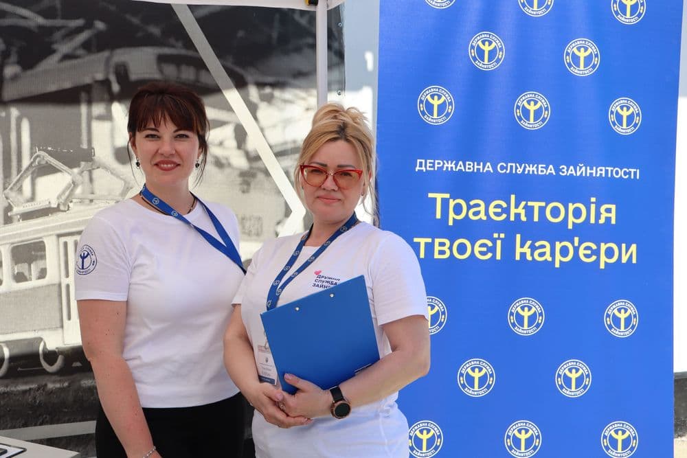 У рамках робочого візиту до Миколаєва, КП «Миколаївелектротранс» відвідали заступник Міністра економіки, довкілля та сільського господарства Дарина Марчак та директор Державної служби зайнятості Юлія Жовтяк