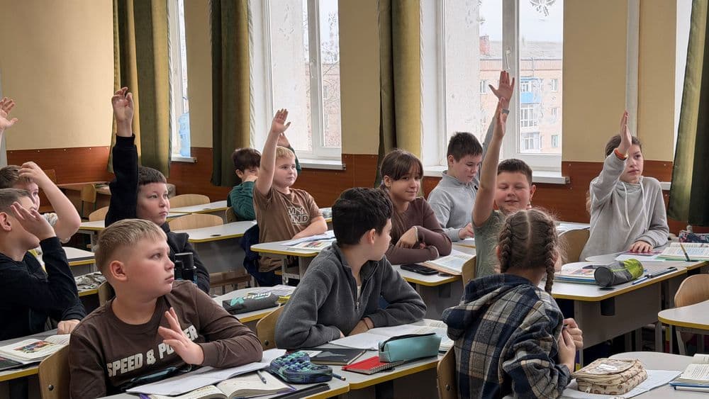 Сьогодні, 27 січня, фахівці відділу комунікацій та пасажирського сервісу КП «Миколаївелектротранс» завітали до Миколаївської гімназії № 25, де провели пізнавальну та інтерактивну зустріч з учнями 4, 5 і 7 класів.