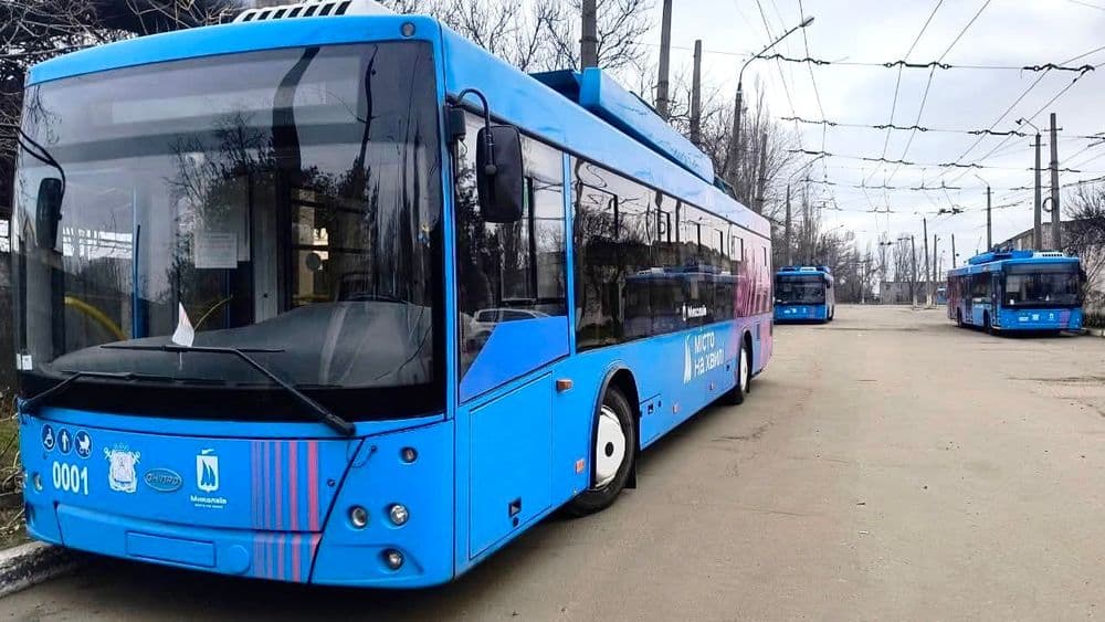 Завтра, 12 лютого, з 11:00 у зв’язку з проведенням робіт комунальним підприємством «Миколаївські парки», буде тимчасово перекрито ділянку вздовж проїзної частини проспекту Центрального біля зупинки вулиця Захисників Миколаєва.