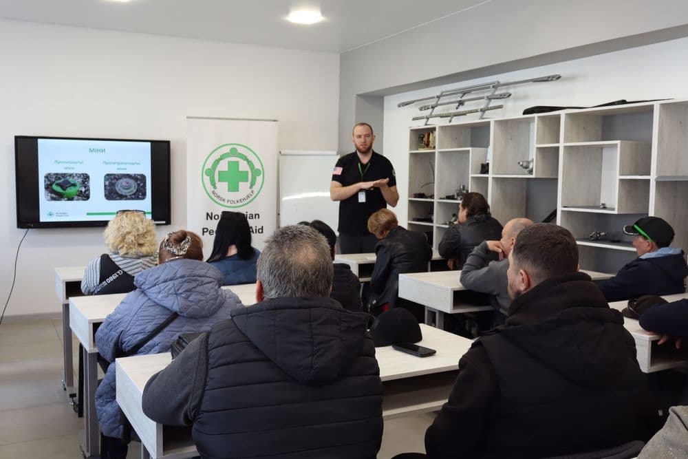  На базі КП «Миколаївелектротранс» розпочато навчально-інформаційну сесію для водіїв електротранспорту, яка триватиме два дні.