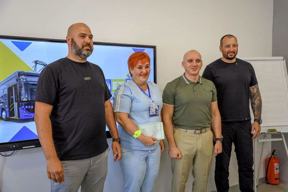 13 нових водіїв тролейбуса завершили навчання на базі КП «Миколаївелектротранс»