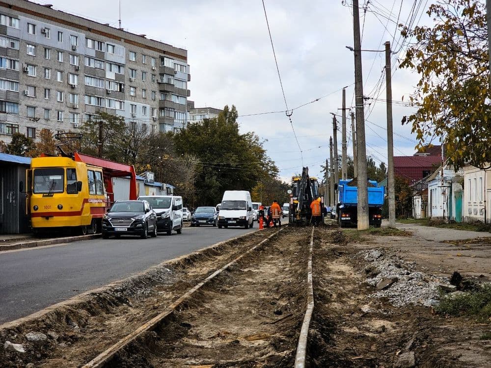 Служба колії КП "Миколаївелектротранс" розпочала роботи з ремонту рейкошпального господарства по вулиці 6-та Слобідська