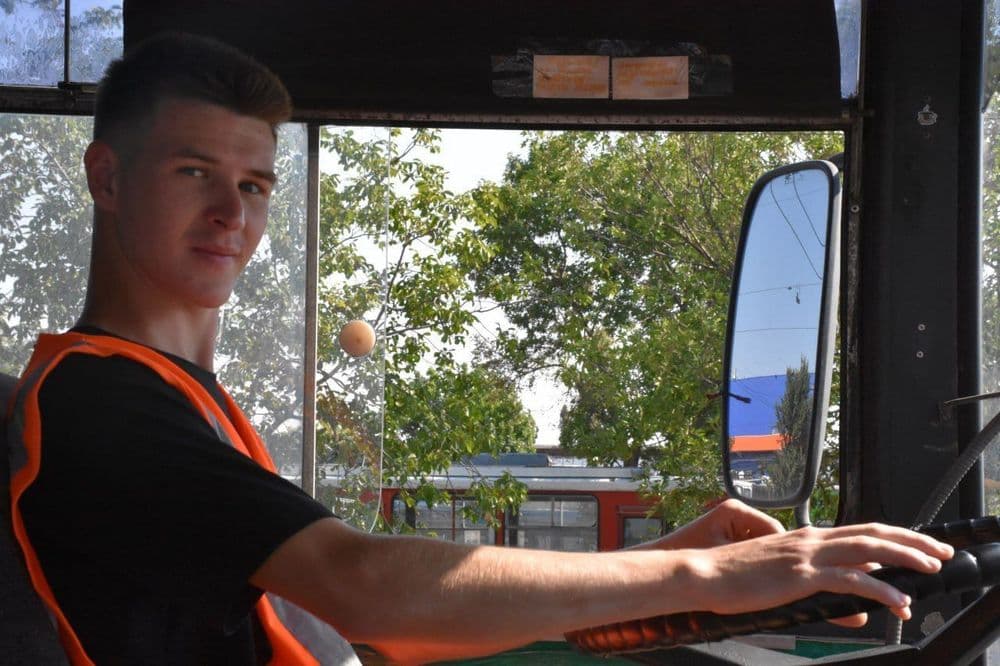 Майбутні водії тролейбусів розпочали практичне навчання на базі КП "Миколаївелектротранс"