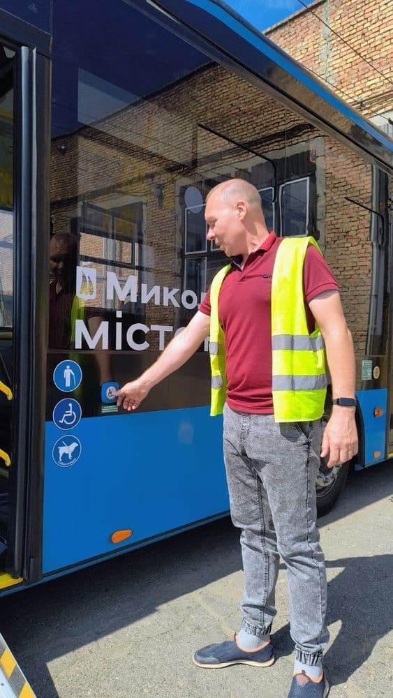 Безбар'єрність в електротранспорті: майбутні водії тролейбуса опановують правила безпечного обслуговування пасажирів