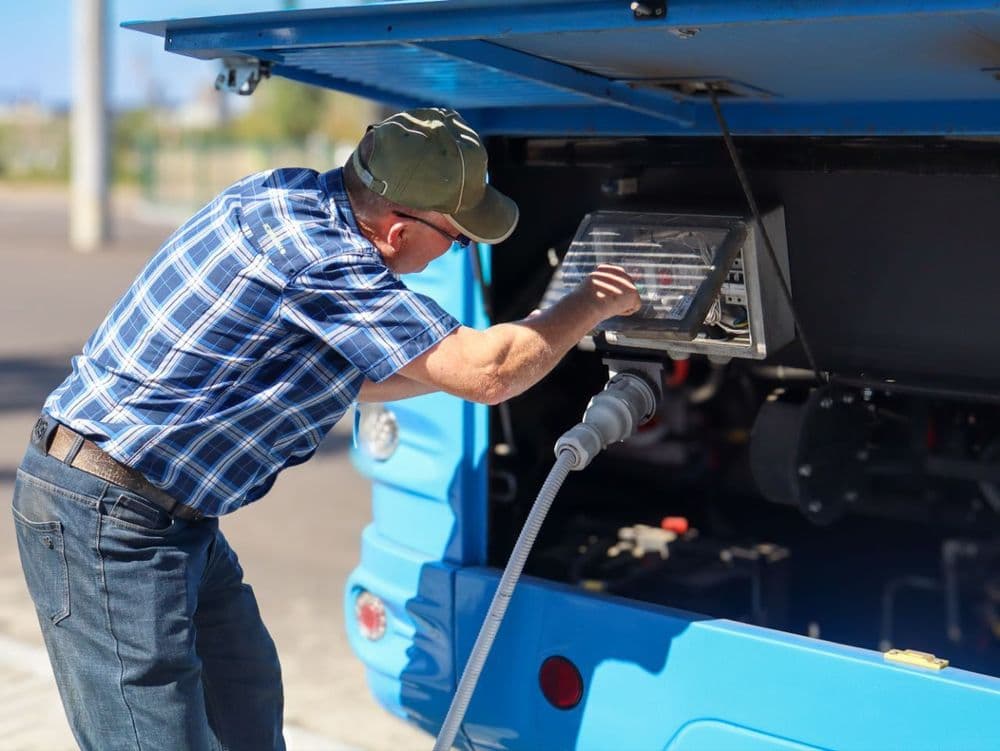 Запрацювала зарядна станція для тролейбусів у Корабельному районі
