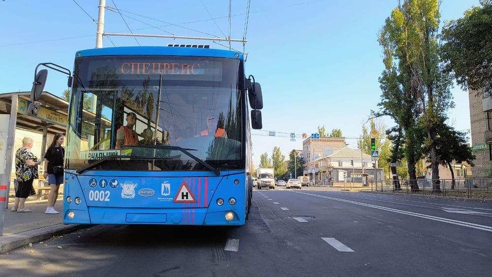 На шляху до нової професії: майбутні водії електротранспорту опановують міські маршрути разом із інструкторами