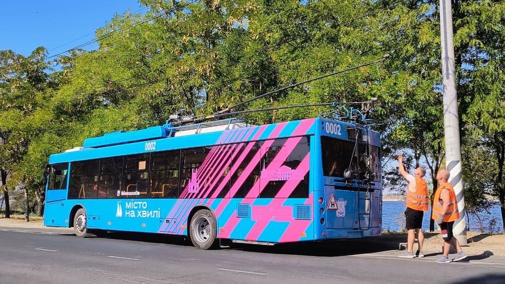 На шляху до нової професії: майбутні водії електротранспорту опановують міські маршрути разом із інструкторами