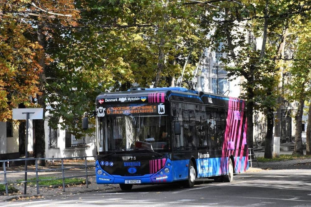 Миколаївському тролейбусу - 58 років!