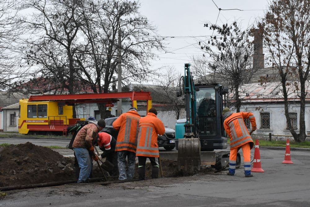 Продовжуємо роботу над покращенням рейко-шпальної інфраструктури підприємства